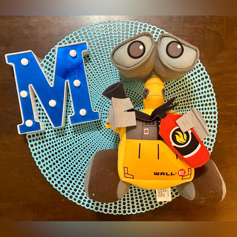 Disney-Pixar Wall-E 12" Plush Robot w Fire Extinguisher; Disney Parks